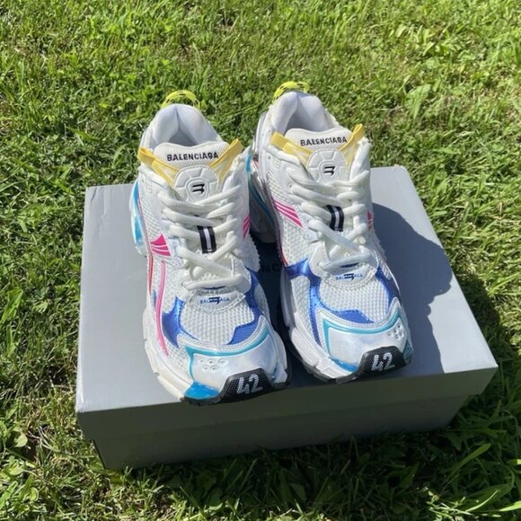 balenciaga runners - Picture 2 of 4